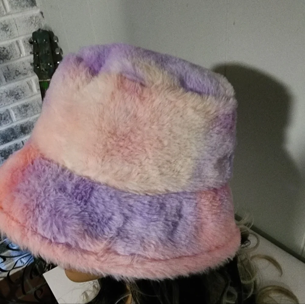 New Dolls Kill Fuzzy Soft , Faux Fur Tye Dye Bucket Hat - Picture 4 of 8